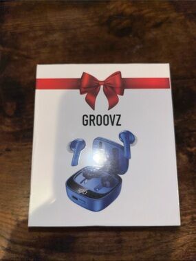 Groovz True Wireless Earbuds - Blue (NWT Never Opened)